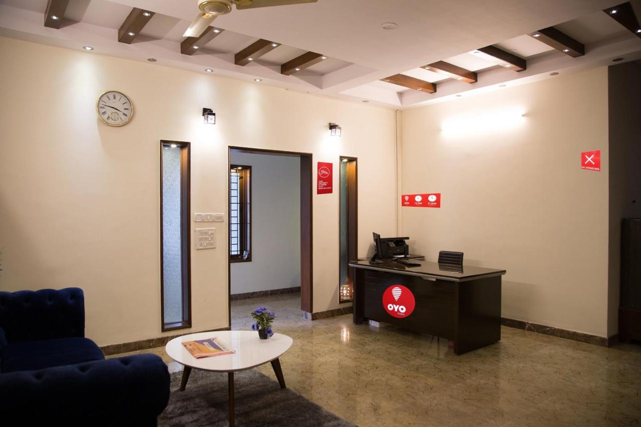 Oyo 8737 King Suites Bangalore Exterior foto